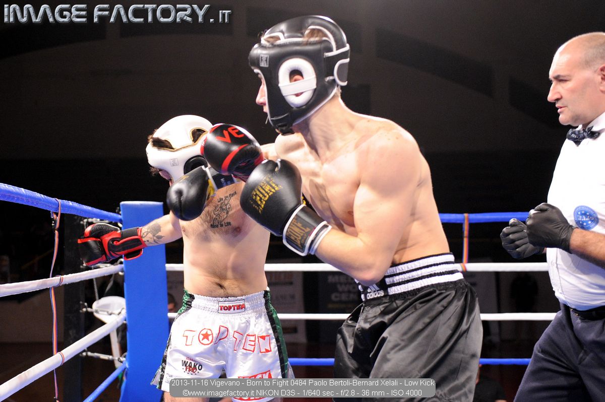 2013-11-16 Vigevano - Born to Fight 0484 Paolo Bertoli-Bernard Xelali - Low Kick